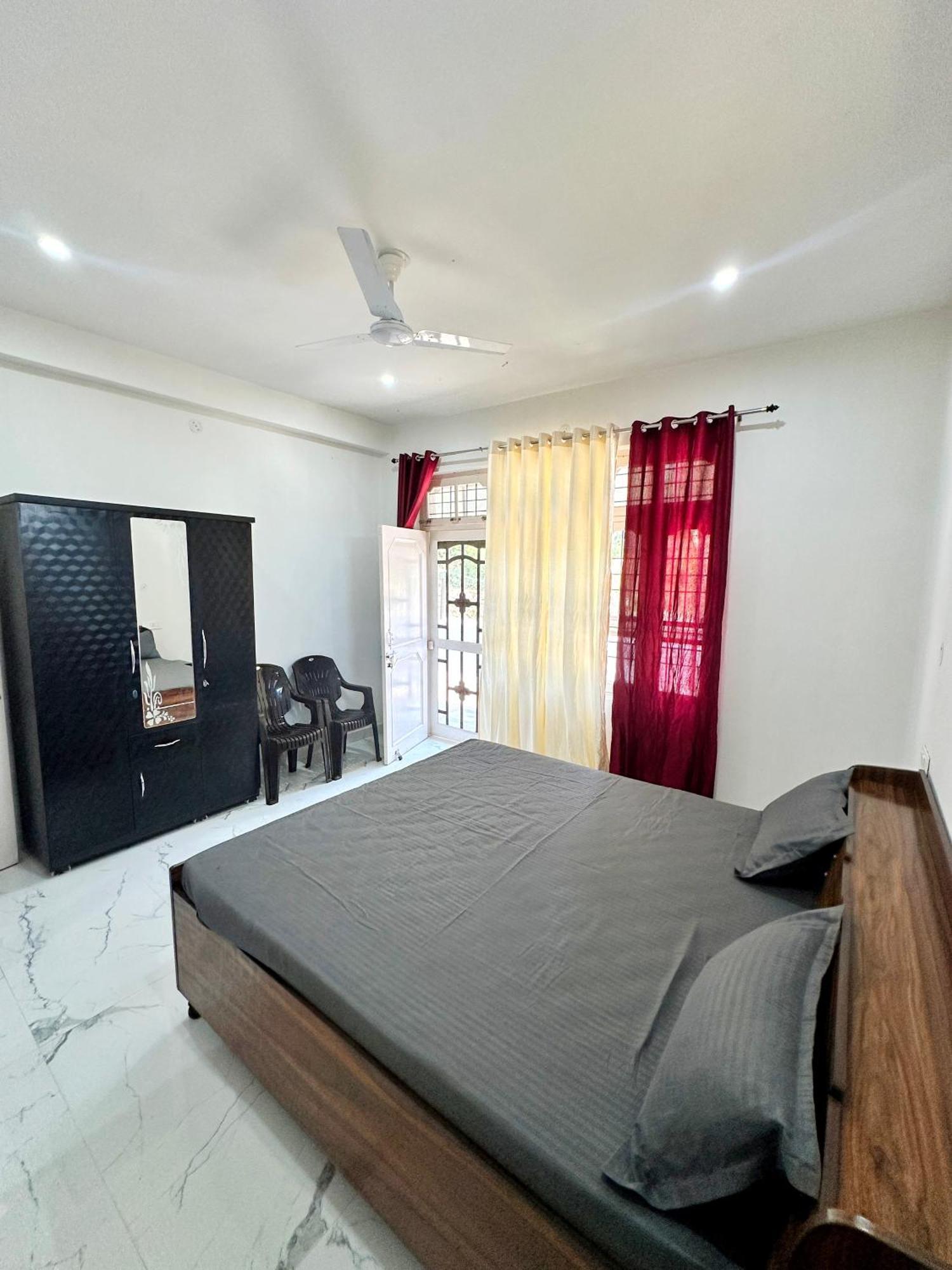 Baseraa Bir - 4Bhk Home Eksteriør billede